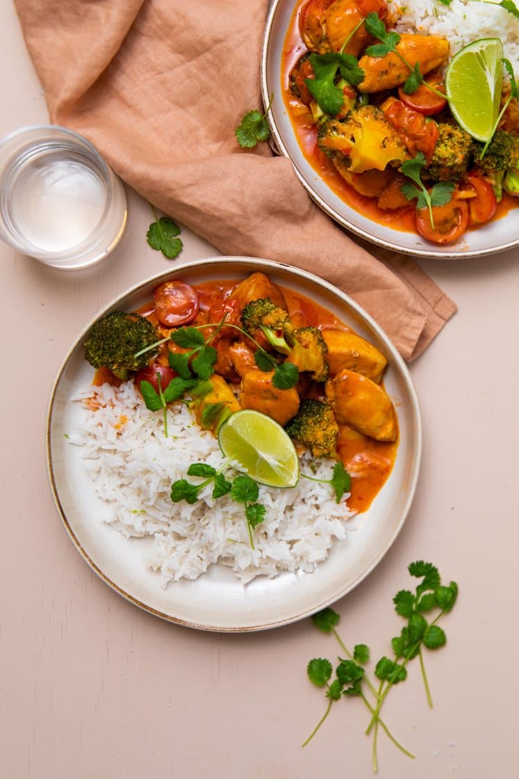 Limekylling i kokoscreme med koriander og ris